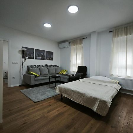 Apartman Danica Velika Gorica Exteriör bild